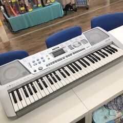 電子ピアノ　ヤマハ　PSR-290　乾電池対応