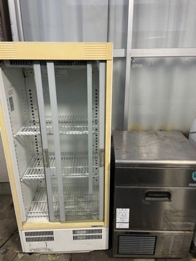 冷蔵庫と製氷器