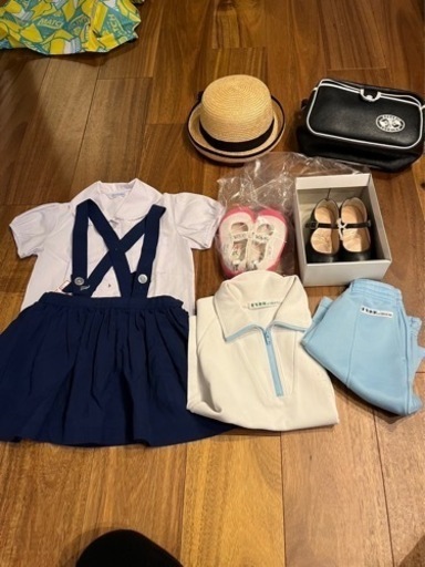 伊丹ロザリオ幼稚園　制服一式　
　かばんなど