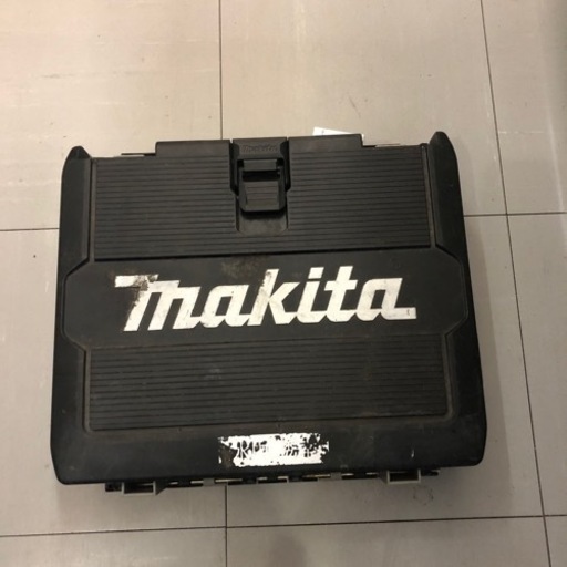 マキタ　充電式インパクトドライバー　TD171D 電池2個付き
