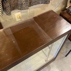 ヴィンテージガラスキャビネット ショーケース ディスプレイケースの画像