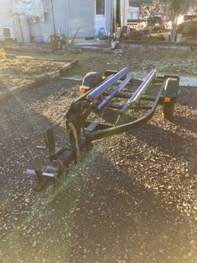 ジェットスキーのトレーラー