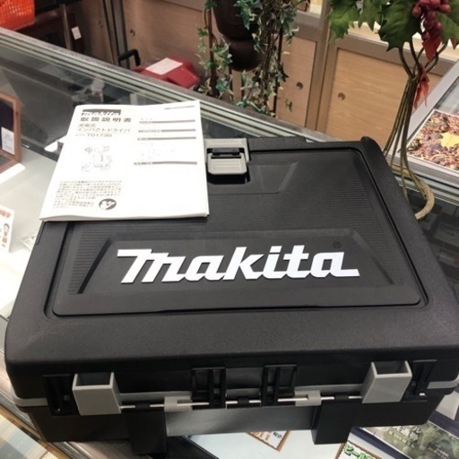 【未使用品】マキタ　充電式インパクトドライバー　TD173D 電池1個