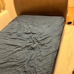 ダブルベッドフレームお譲りしますの画像