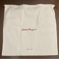 フェラガモ　巾着袋