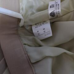 レディーススーツの画像