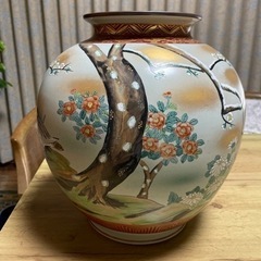 九谷焼き大雅　梅　椿　菊　おしどり　花瓶　壺　飾　入手困難品の画像
