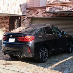 検査7年3月 X6M 575PS/ムジェロレッドフルレザーメリノ/レザーダッシュボード/カーボントリム/純正鍛造21インチ/インテリジェントセーフティの画像