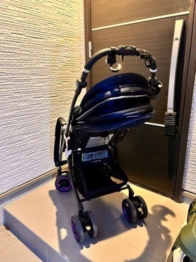 コンビベビーカー　ネムリエ　UE−720
