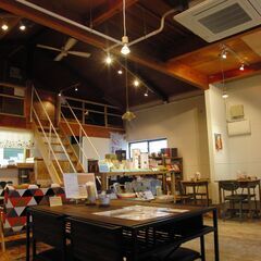 【自転車通勤圏内の方】カフェスタッフ（一般スタッフ）の画像