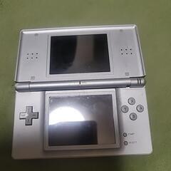 Nintendo DS シルバー ジャンク品の画像
