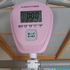 自転車トレーニングマシンの画像