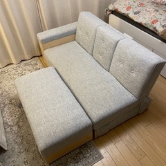 【明日10日引取希望】ソファベッド 2人掛け オットマン付 収納...