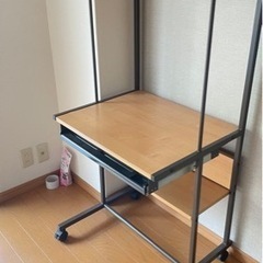 パソコンデスク・PCデスクの画像