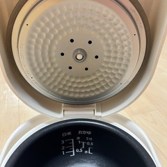 炊飯器 3合炊き 綺麗めです！の画像
