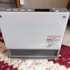 美品　ガスファンヒーター GFH-2400D WH 共箱、取扱説...
