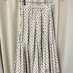 最終値下げ！訳あり【Apuweiser-riche】ボリュームタフタスカート/XSサイズの画像