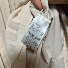  CECIL Mc BEE ブラウスの画像