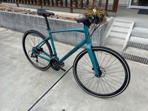 Sirrus 3.0 SPECIALIZED サイズL  23モデル　直渡し限定