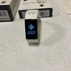 Fitbit charge4 Suica対応　その他色々セットの画像