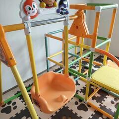 （最終値下げ★）シール跡あり　アンパンマン　ジャングルジム