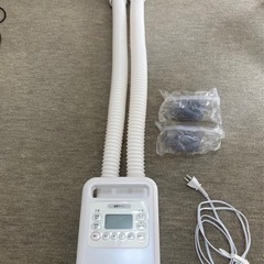 アイリスオーヤマ 布団乾燥機 カラリエ ハイパワーツインノズル FK-WH