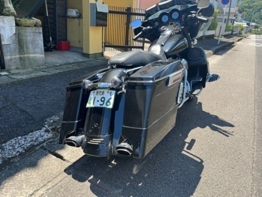 ハーレー　ウルトラ　ストリートグライド仕様