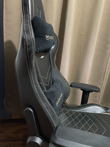  オフィスチェア・椅子 noblechairs EPIC [PUレザー張り ゴールド][ネックピロー/ランバーサポート付] 