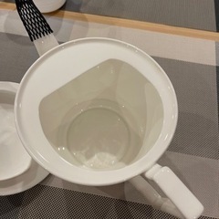 ウェッジウッドWEDGWOOD インタグリオ ティーポット+ マグ　3点セットの画像