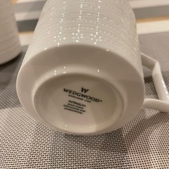 ウェッジウッドWEDGWOOD インタグリオ ティーポット+ マグ　3点セットの画像