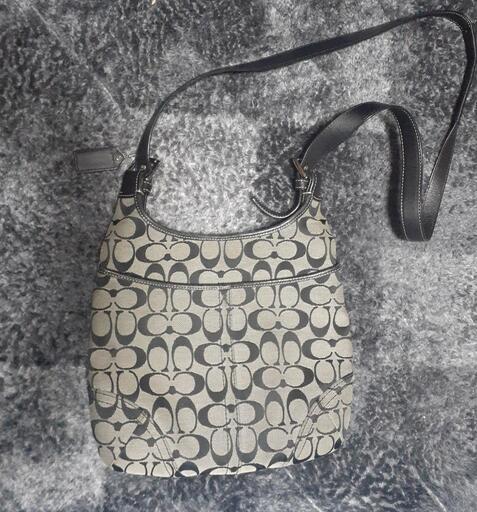 COACHショルダーバッグ