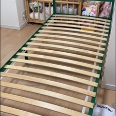 GRIMSBU グリムスブ ベッドフレーム　ルーローイ ベッドベース すのこS GRIMSBU bed frame, white/Luröy, Full - IKEA US