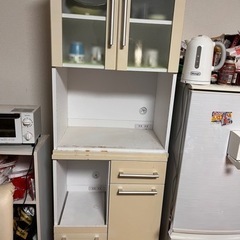 食器棚