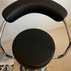 ニトリ カウンターチェア ２つの画像