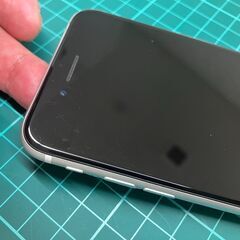 iPhoneSE2ホワイト64G本体のみ(管理No.11)の画像
