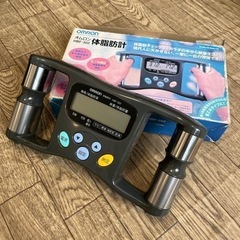 【450】オムロン　体脂肪計の画像