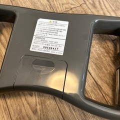 【450】オムロン　体脂肪計の画像