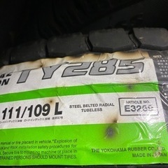 ☆未使用品 トラックタイヤ1本 205/60R17.5 LT ☆の画像