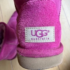 ugg ブーツ　23センチの画像