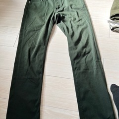 チノパン　ダークグリーン
