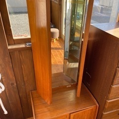 昭和の古い家具あげます