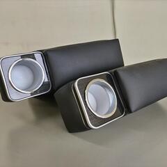 トヨタ　ハイエース　肘置き　小物入れ　ドリンクホルダー
