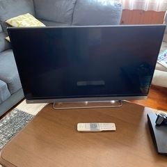 取引中　2016年　40インチ　東芝レグザ