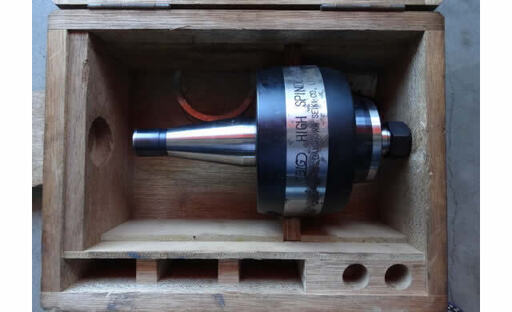 倍速スピンドル（221）