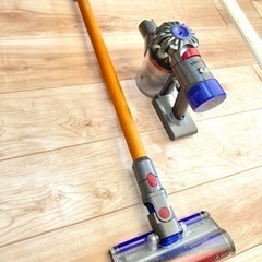 取引検討中【2月1日迄】Dyson コードレス掃除機　ベッドなし。