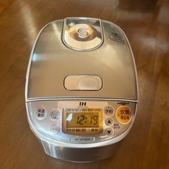 ZOJIRUSHI IH炊飯ジャー極め炊き　NP-GF05E9型