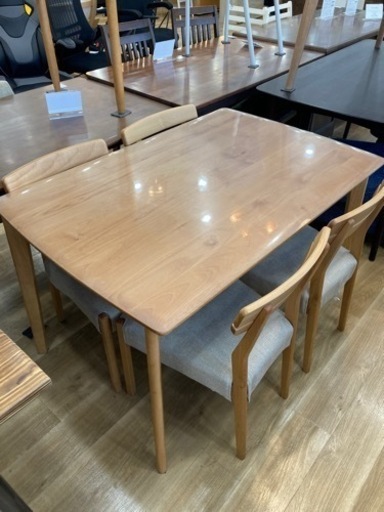 【トレファク高槻店】取りに来られる方限定！おしゃれなダイニング５点セットのご紹介です！