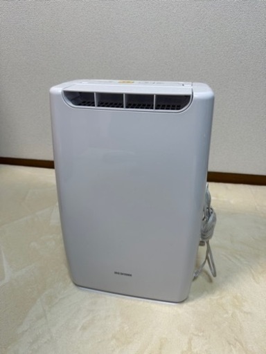 衣類乾燥除湿機　アイリスオーヤマ　2020年製