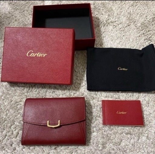 カルティエ　財布