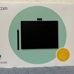 Wacom Intuos（ピスタチオグリーン）ペンタブ
